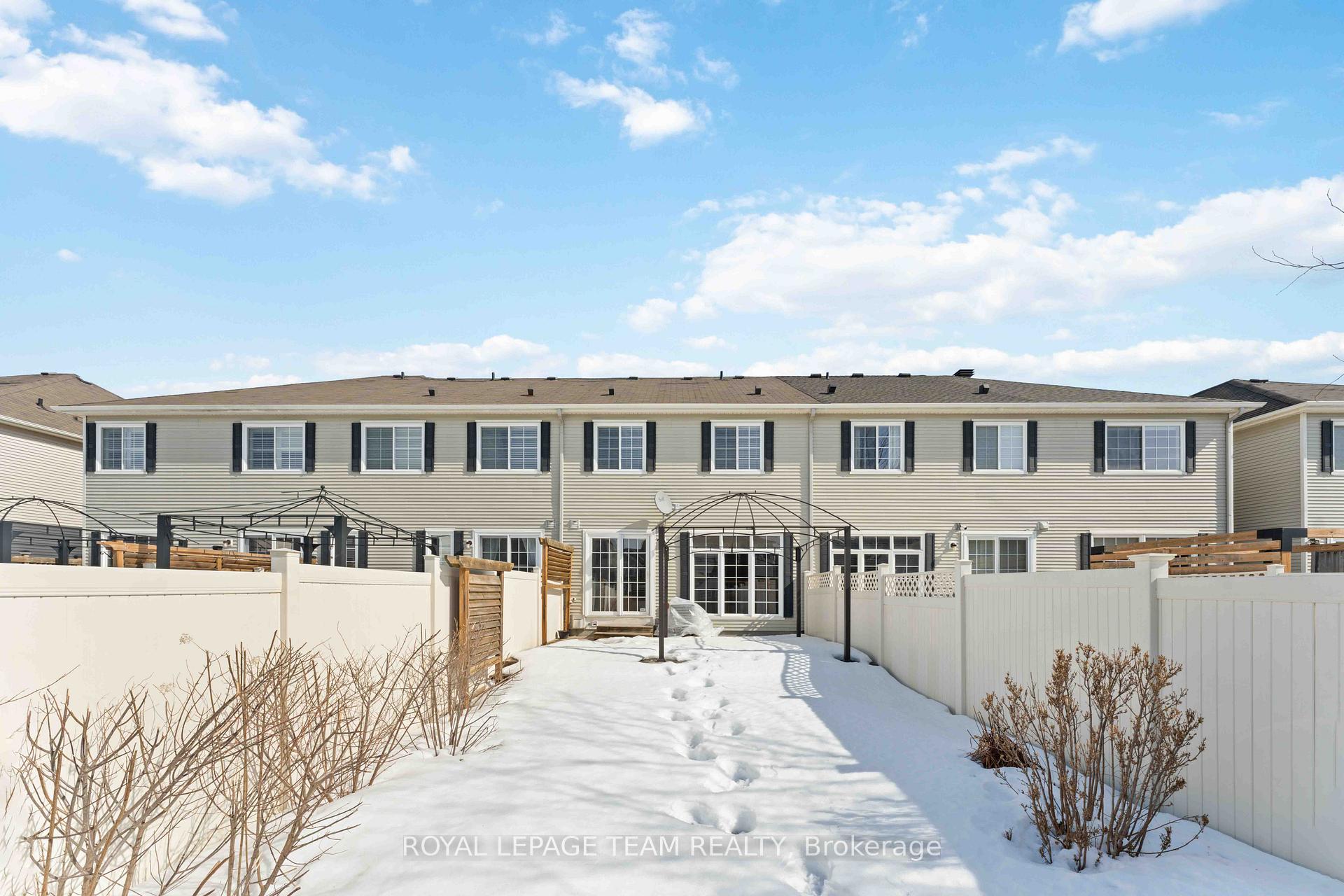 Photo 29 of 151 Cedardown Private, Ottawa, Barrhaven - Stonebridge — HOMEH