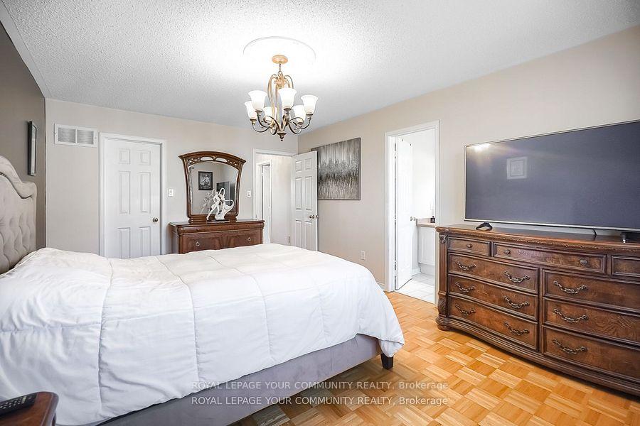 Photo 28 of 15 Echo Ridge Crescent, Vaughan, Sonoma Heights — HOMEH
