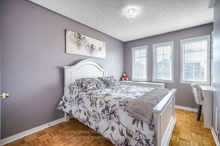 Photo 27 of 15 Echo Ridge Crescent, Vaughan, Sonoma Heights — HOMEH