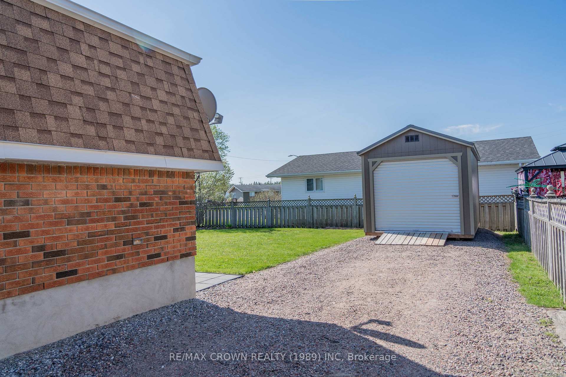 Photo 6 of 21 Cloutier Place, Kapuskasing — HOMEH
