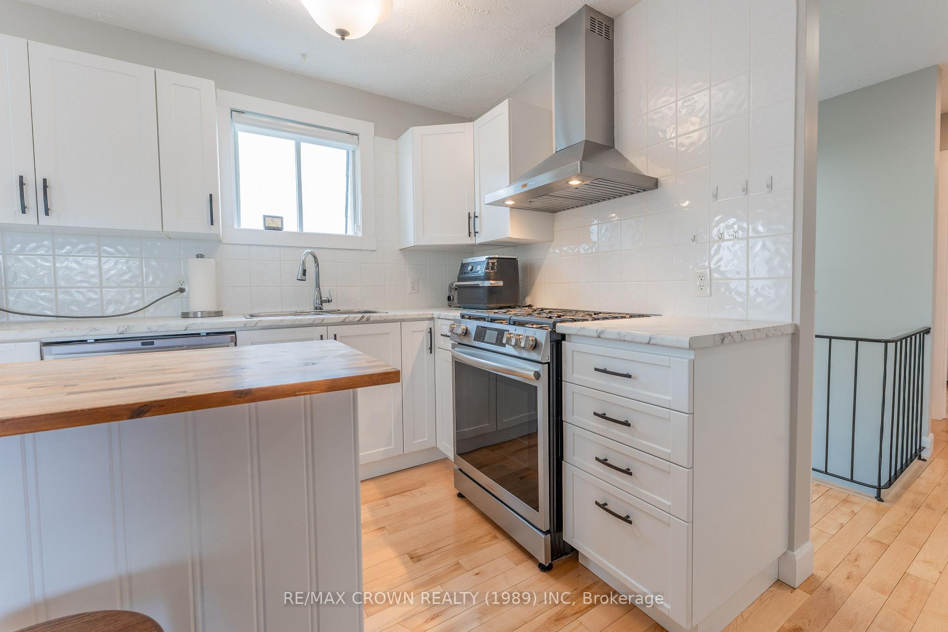 Photo 19 of 21 Cloutier Place, Kapuskasing — HOMEH