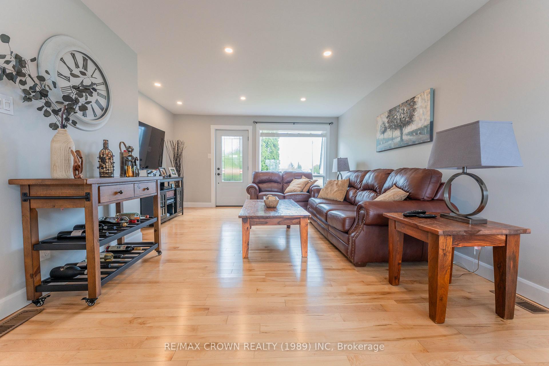 Photo 16 of 21 Cloutier Place, Kapuskasing — HOMEH