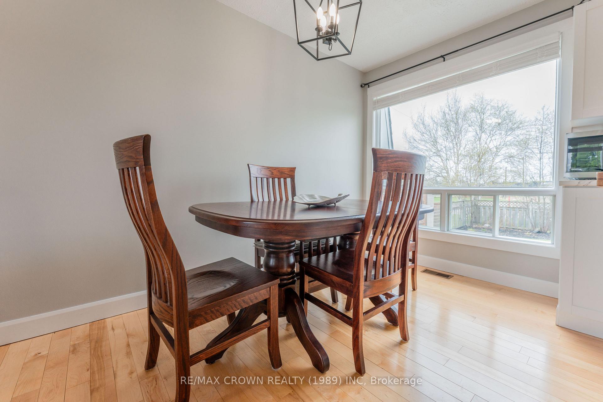 Photo 10 of 21 Cloutier Place, Kapuskasing — HOMEH
