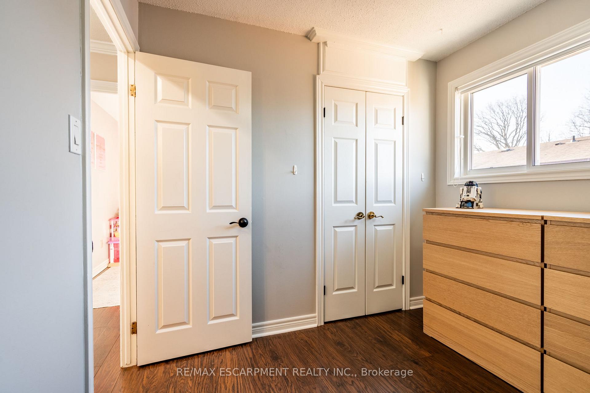 Photo 12 of 5 Belleau Street, Hamilton, Stoney Creek — HOMEH