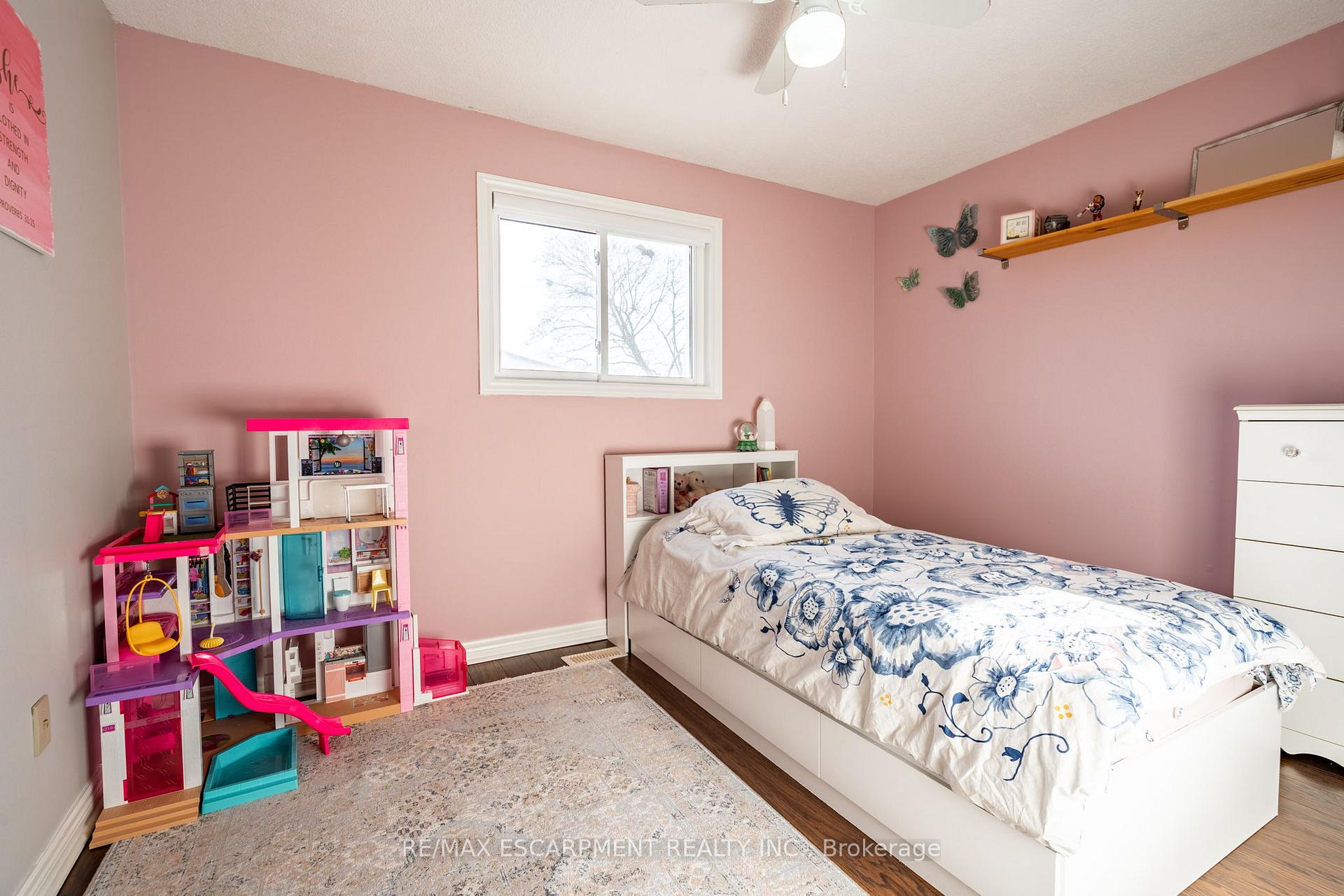 Photo 9 of 5 Belleau Street, Hamilton, Stoney Creek — HOMEH