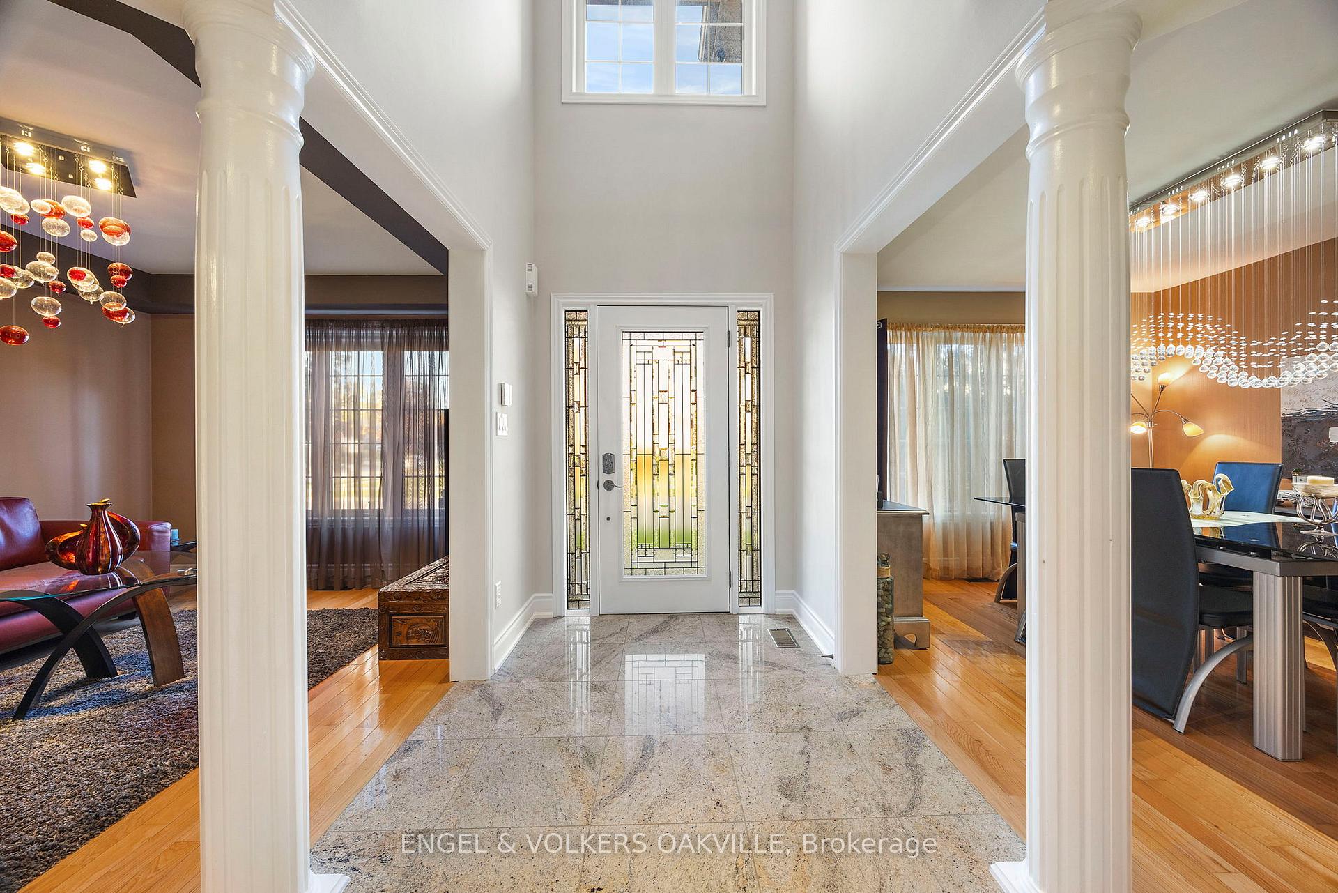 Photo 3 of 138 Cedargrove Road, Caledon, Bolton West — HOMEH