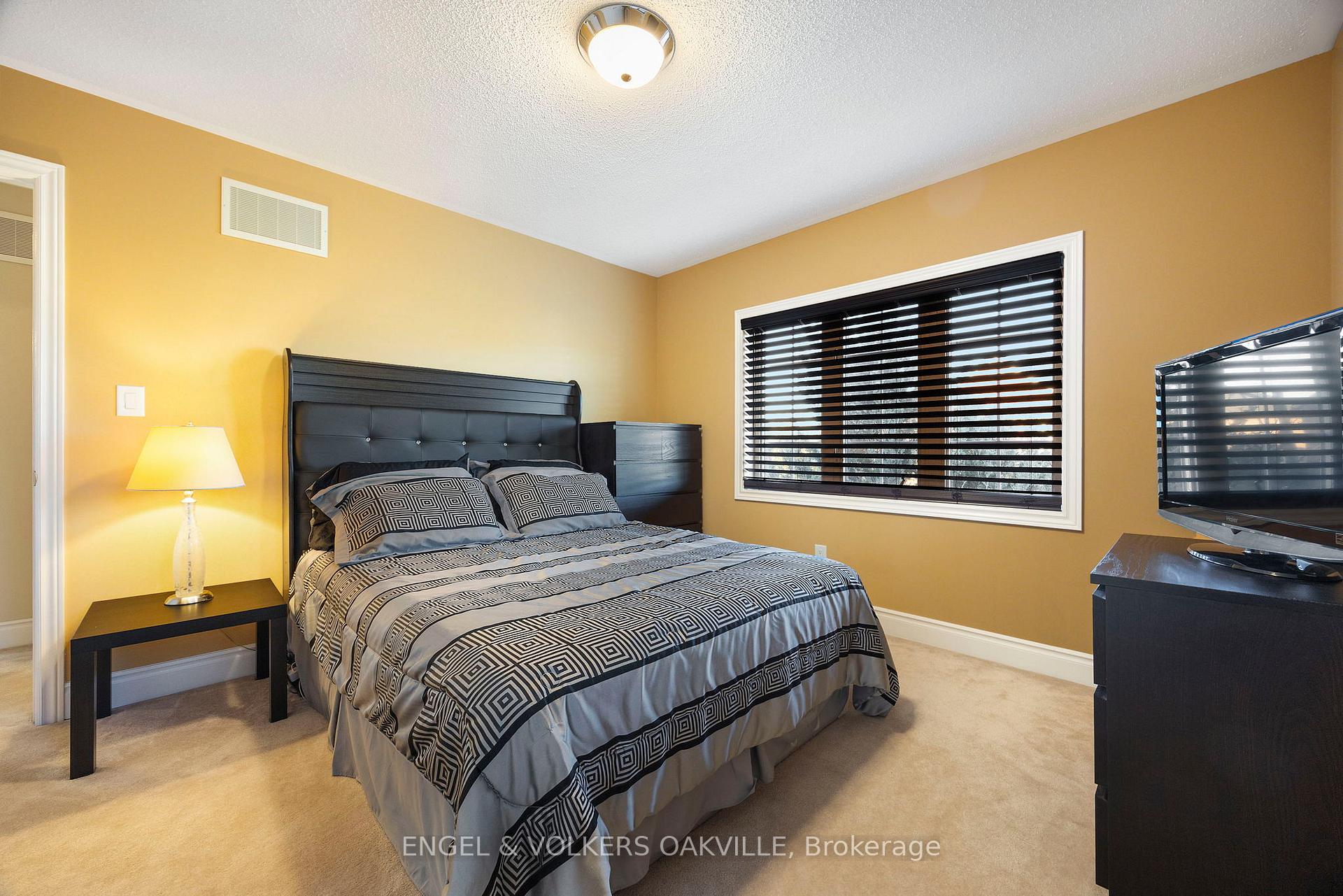 Photo 25 of 138 Cedargrove Road, Caledon, Bolton West — HOMEH