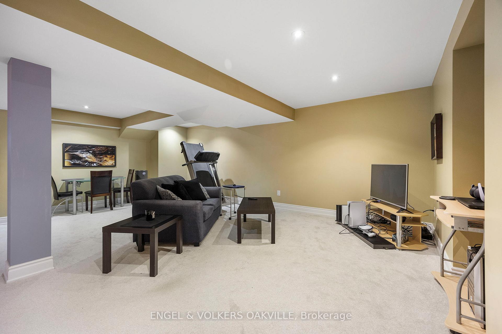 Photo 23 of 138 Cedargrove Road, Caledon, Bolton West — HOMEH