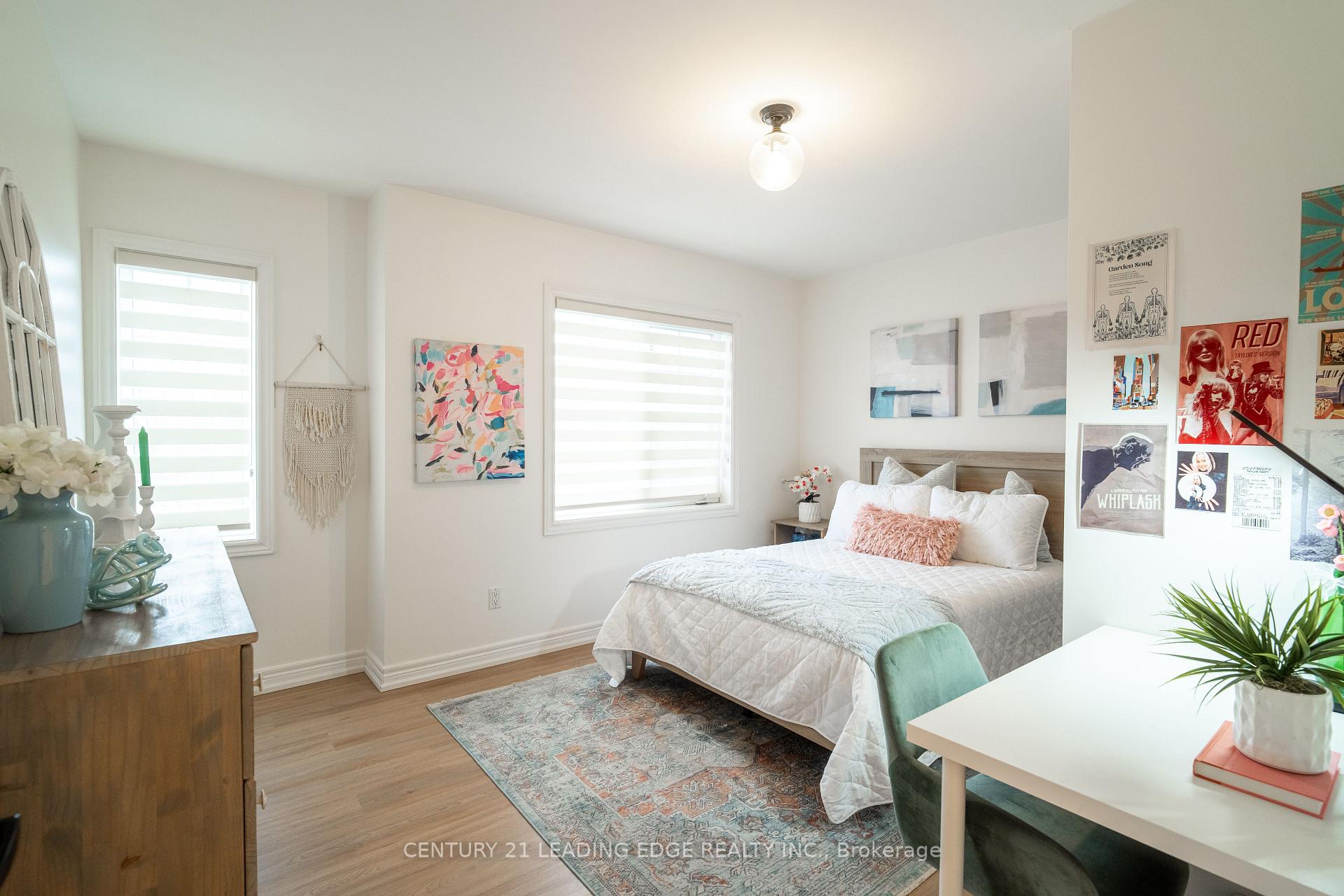 Photo 9 of 112 Watkins Glen Crescent, Aurora, Bayview Wellington — HOMEH