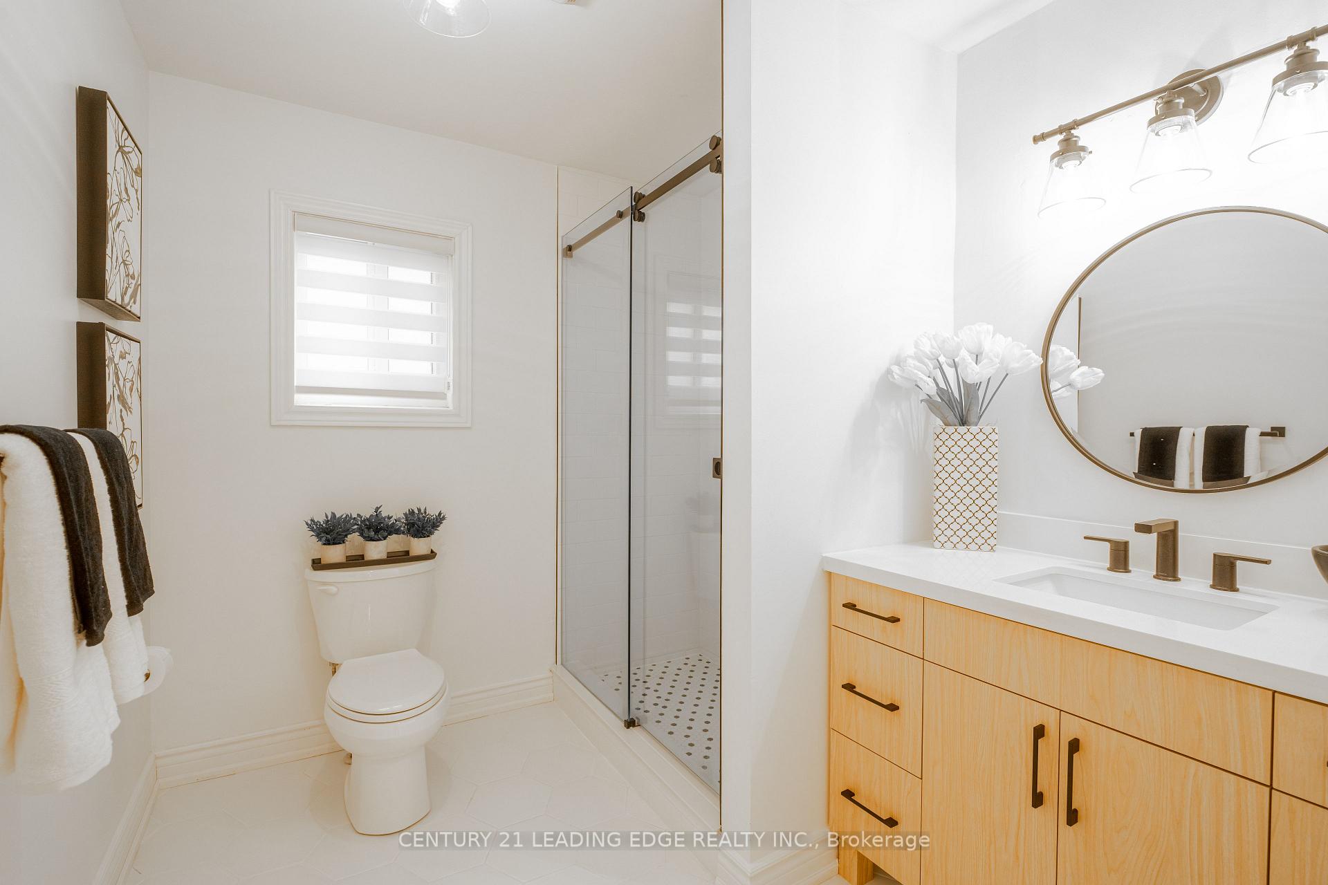 Photo 30 of 112 Watkins Glen Crescent, Aurora, Bayview Wellington — HOMEH