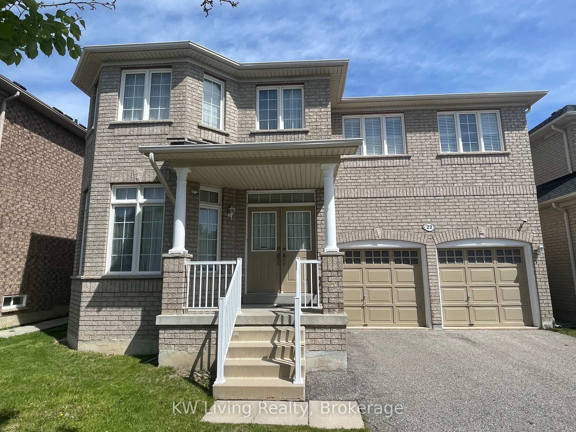 Photo 1 of 22 Briarglen Road, Markham, Cachet — HOMEH