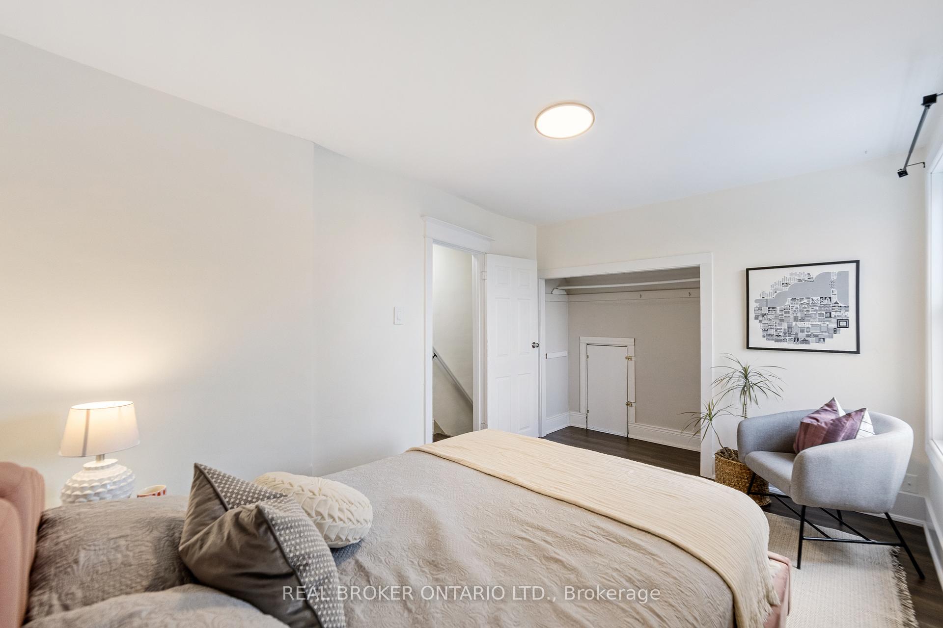 Photo 12 of 63 Barons Avenue N, Hamilton, Homeside — HOMEH