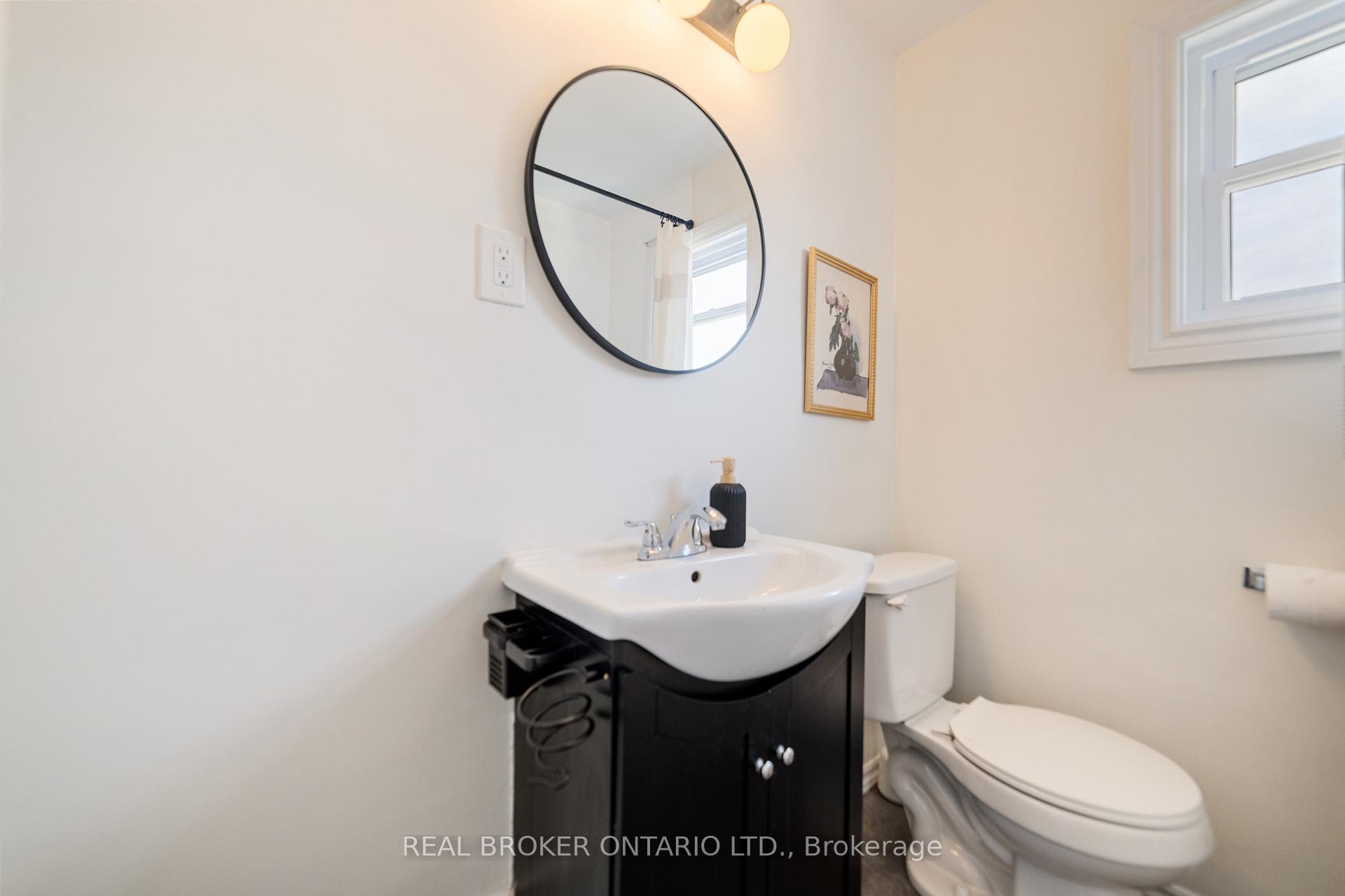 Photo 10 of 63 Barons Avenue N, Hamilton, Homeside — HOMEH