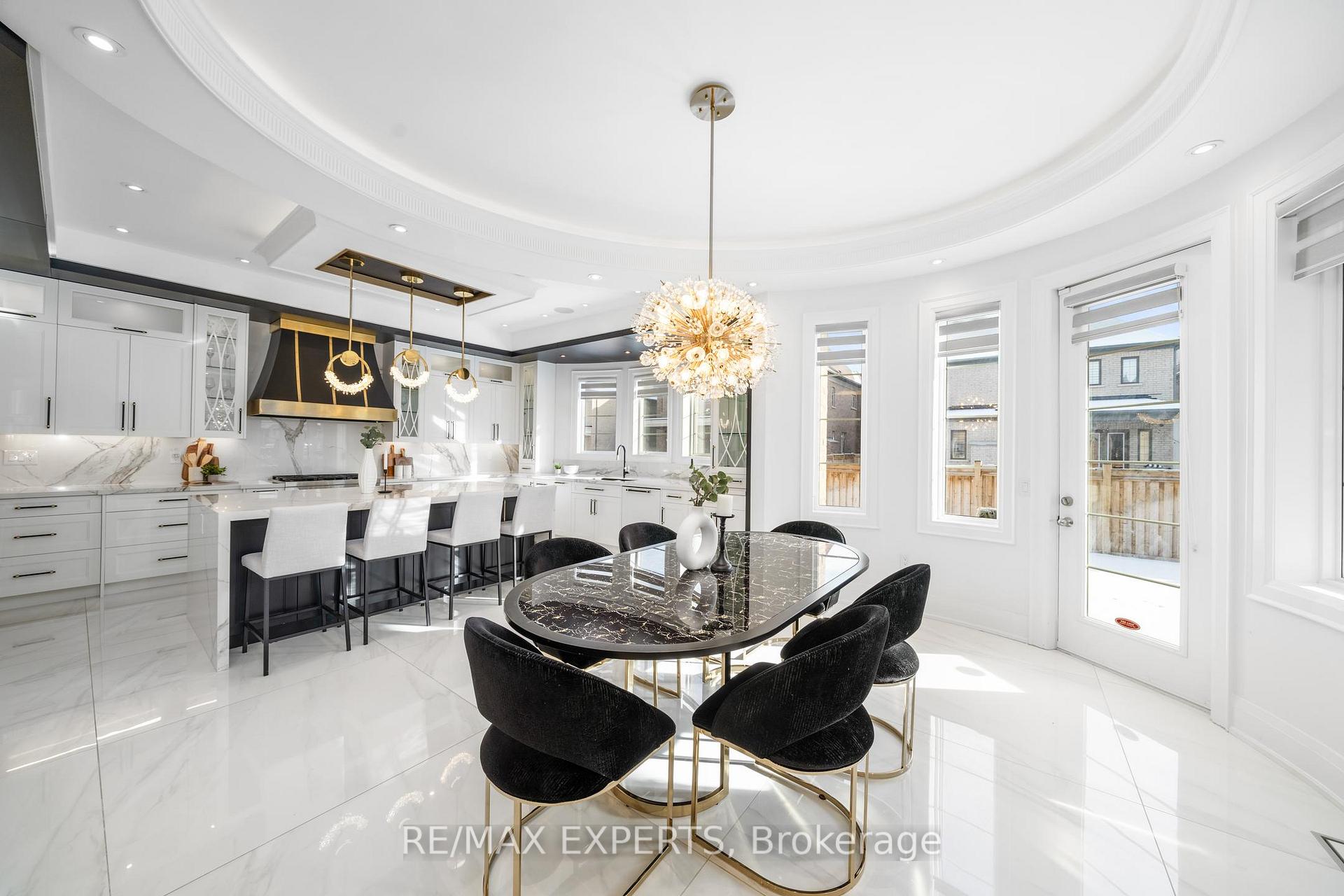 Photo 11 of 61 Nave Street, Vaughan, Kleinburg — HOMEH