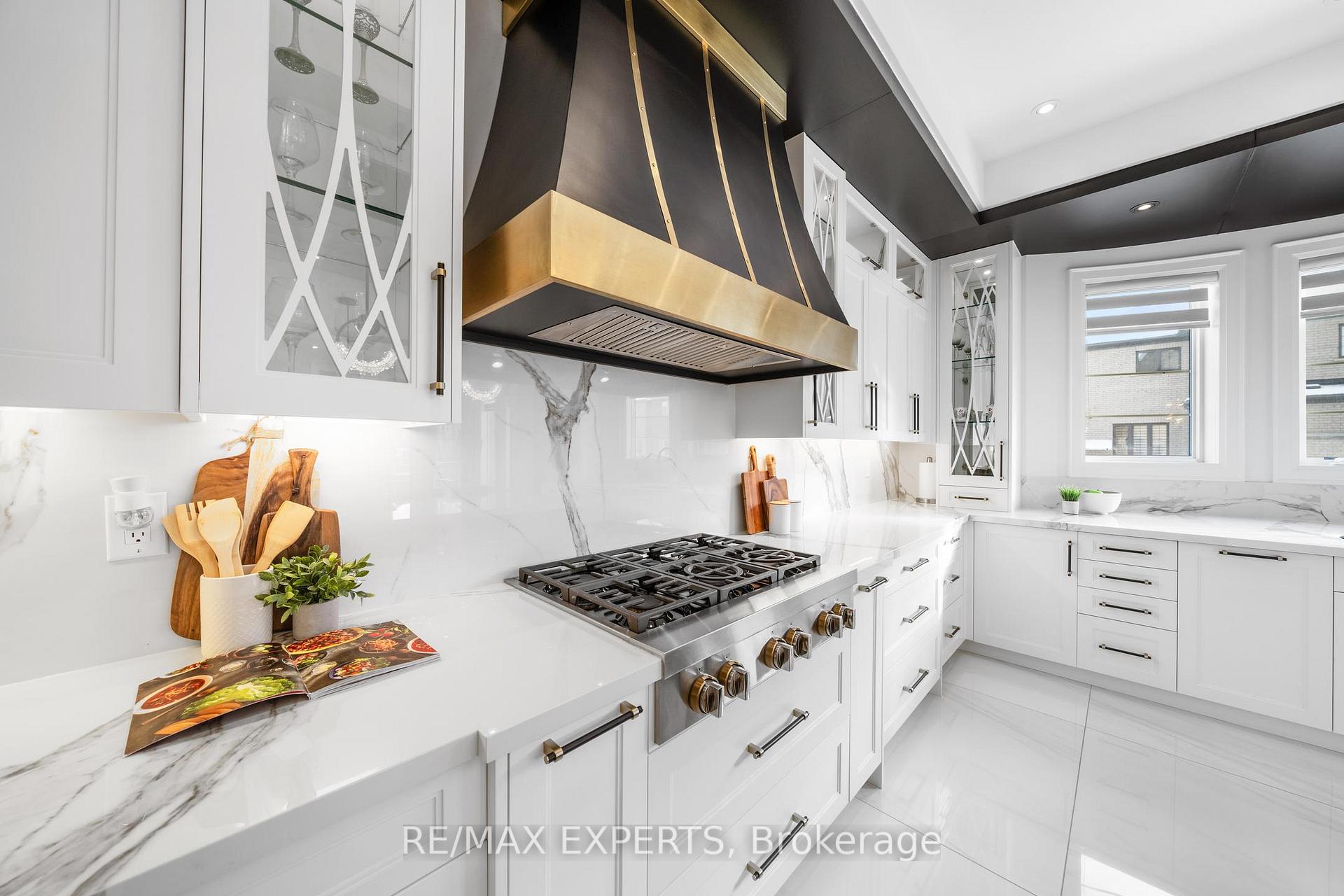 Photo 22 of 61 Nave Street, Vaughan, Kleinburg — HOMEH