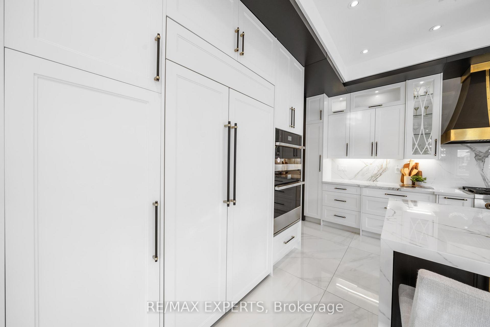 Photo 16 of 61 Nave Street, Vaughan, Kleinburg — HOMEH