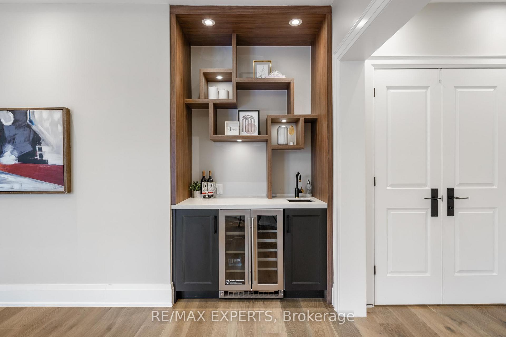 Photo 34 of 61 Nave Street, Vaughan, Kleinburg — HOMEH