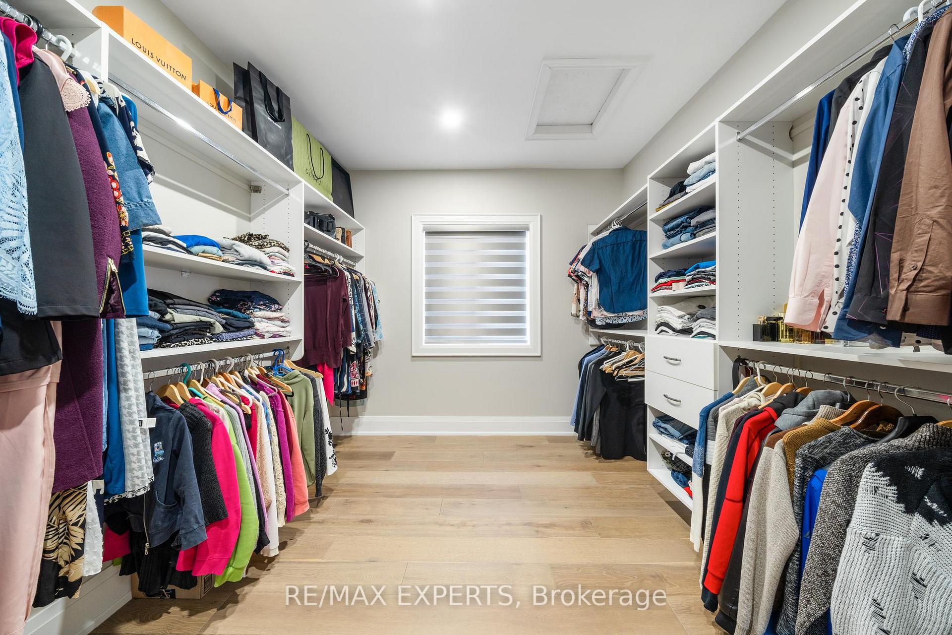 Photo 38 of 61 Nave Street, Vaughan, Kleinburg — HOMEH