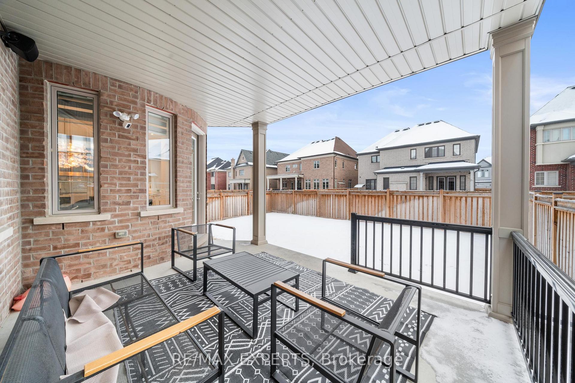 Photo 49 of 61 Nave Street, Vaughan, Kleinburg — HOMEH