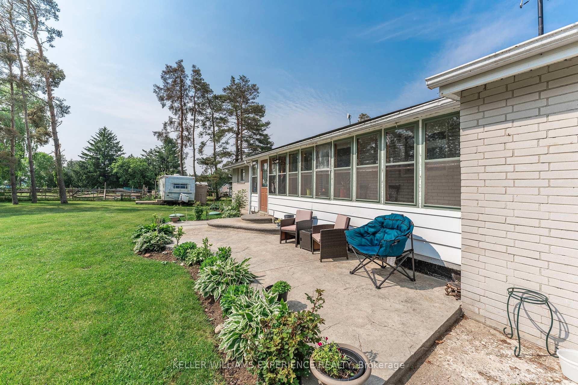 Photo 3 of 7106 County Road 56, Essa, Rural Essa — HOMEH
