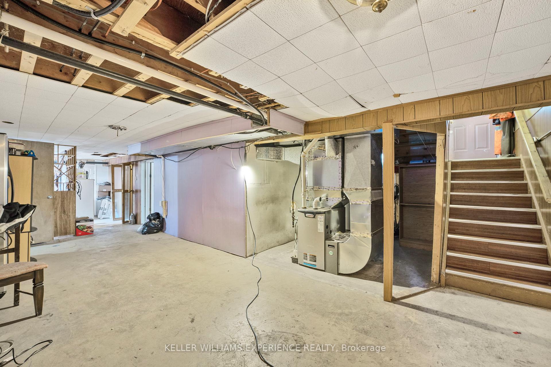 Photo 13 of 7106 County Road 56, Essa, Rural Essa — HOMEH