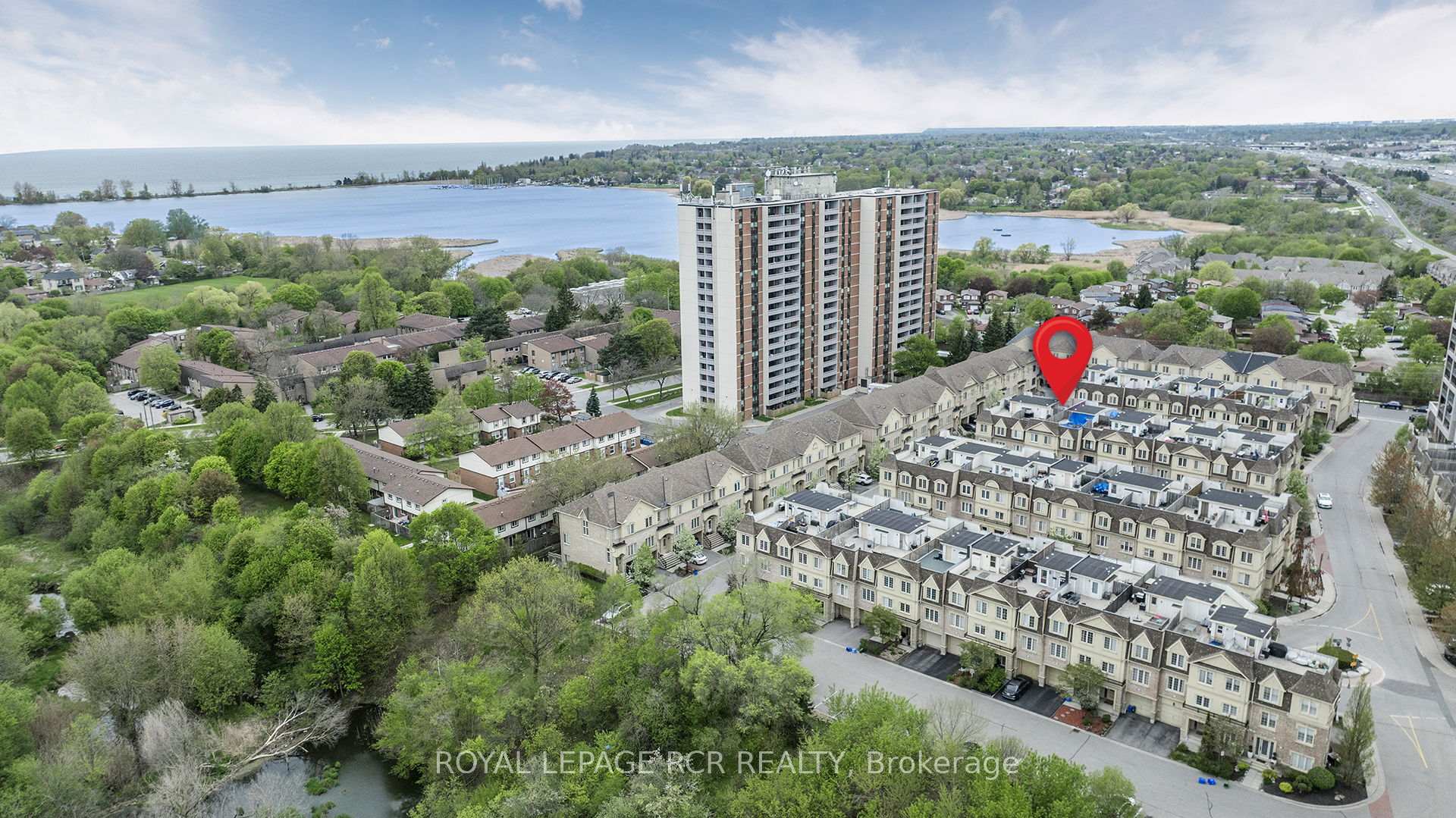 Photo 3 of Unit 95, 1250 St. Martins Drive, Pickering, Bay Ridges — HOMEH