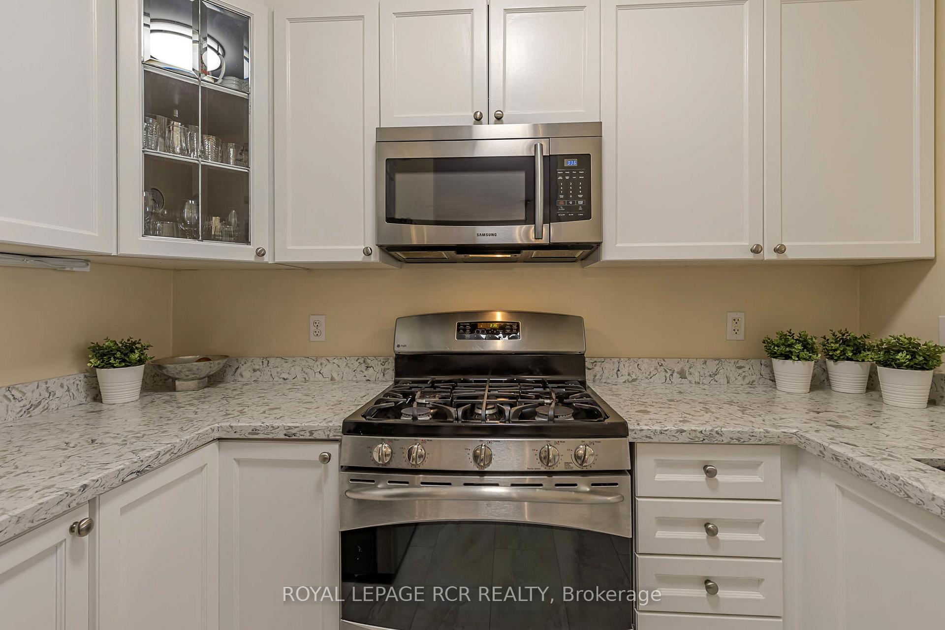 Photo 20 of Unit 95, 1250 St. Martins Drive, Pickering, Bay Ridges — HOMEH