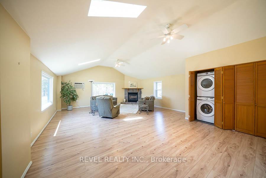 Photo 15 of 384 Blue Lake Road, Brant, South Dumfries — HOMEH