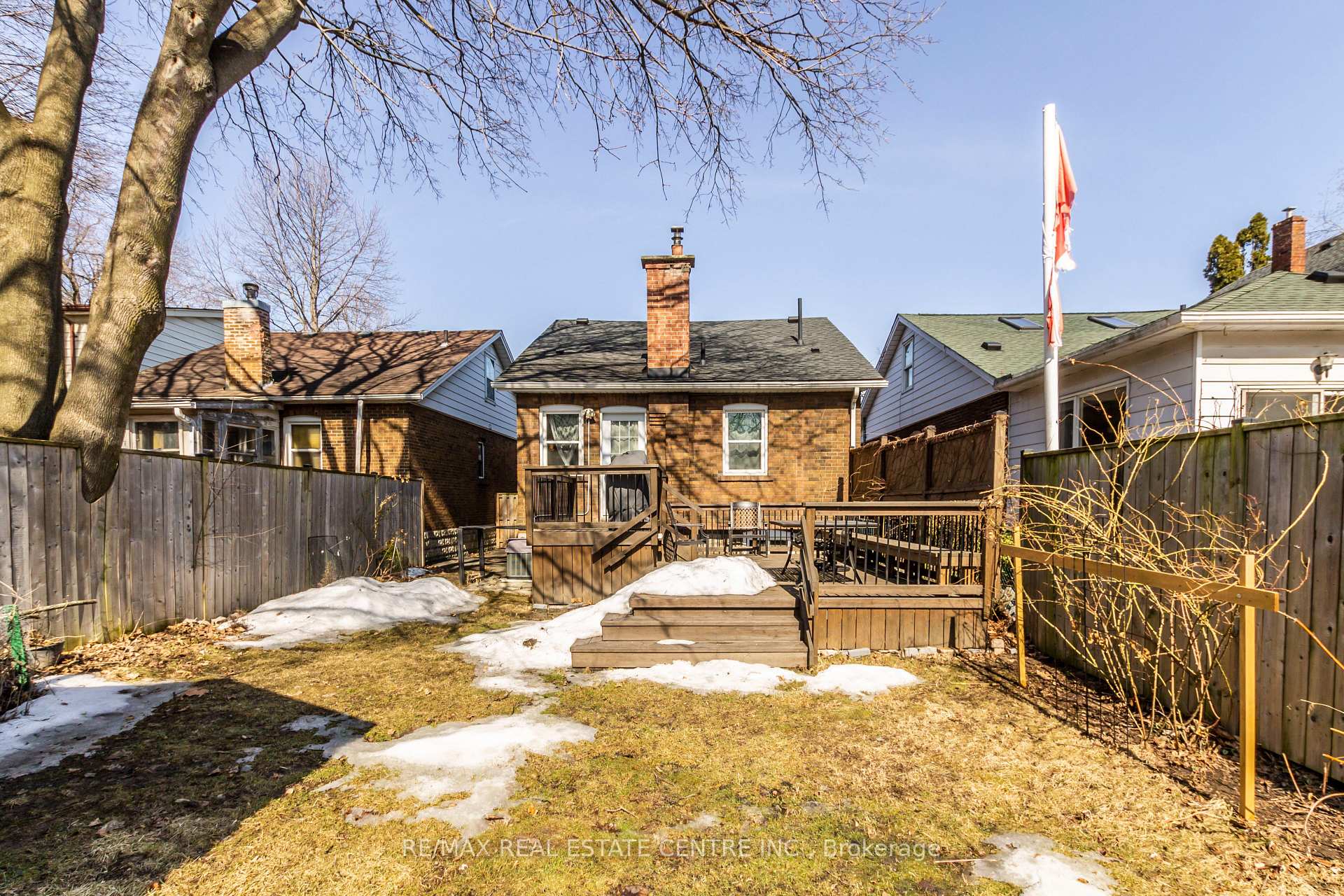 Photo 34 of 139 Barclay Street, Hamilton, Westdale — HOMEH