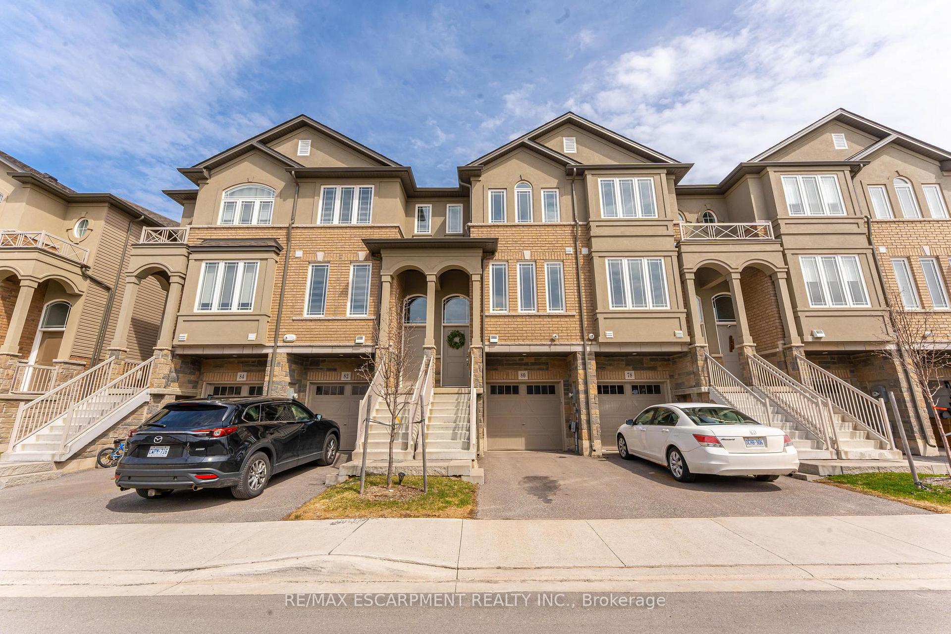 Front of 80 Laguna Village Crescent