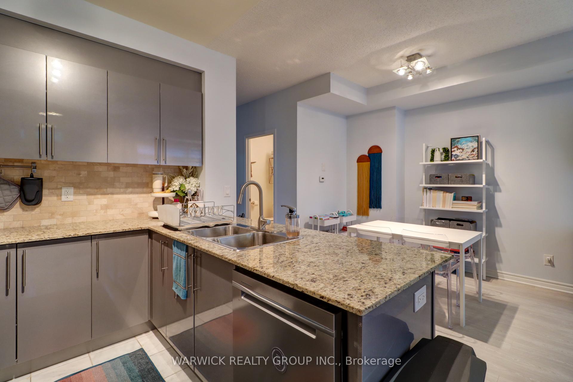 Photo 11 of Unit 29, 7 Brighton Place, Vaughan, Crestwood-Springfarm-Yorkhill — HOMEH