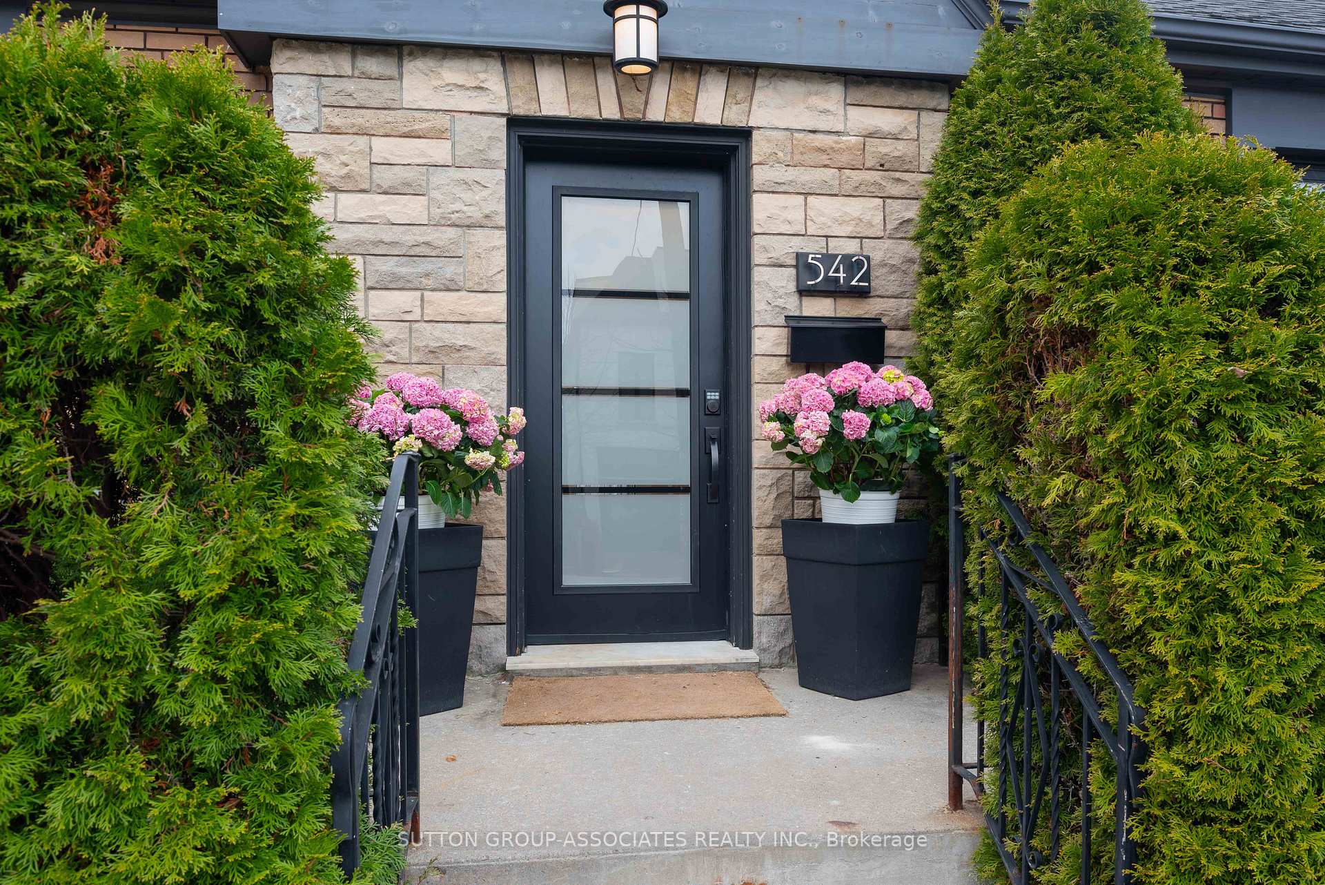 Photo 3 of 542 Atlas Avenue, Toronto, Oakwood Village — HOMEH