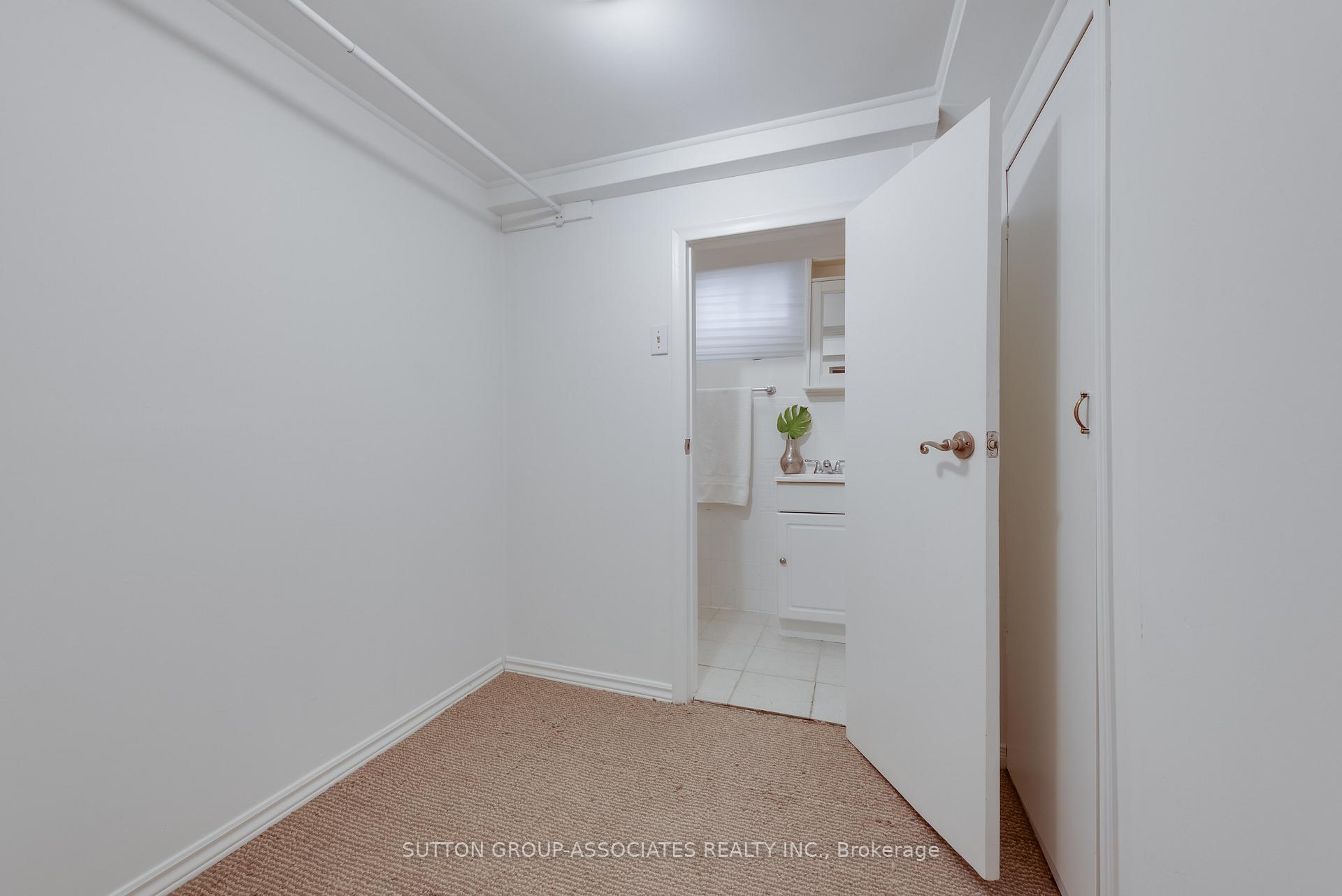 Photo 24 of 542 Atlas Avenue, Toronto, Oakwood Village — HOMEH