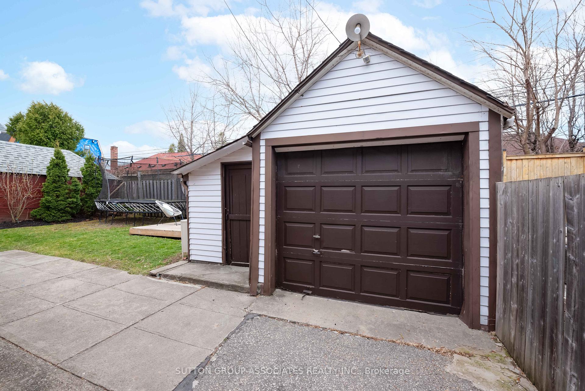 Photo 32 of 542 Atlas Avenue, Toronto, Oakwood Village — HOMEH