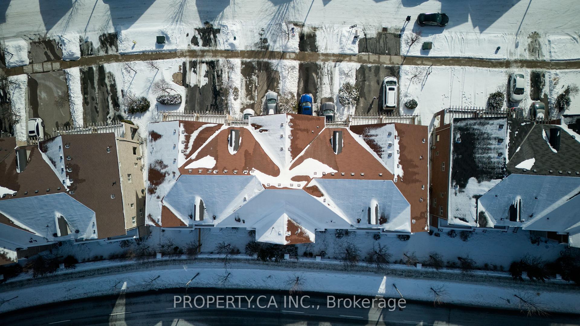 Photo 3 of 85 Chokecherry Crescent, Markham, Wismer — HOMEH