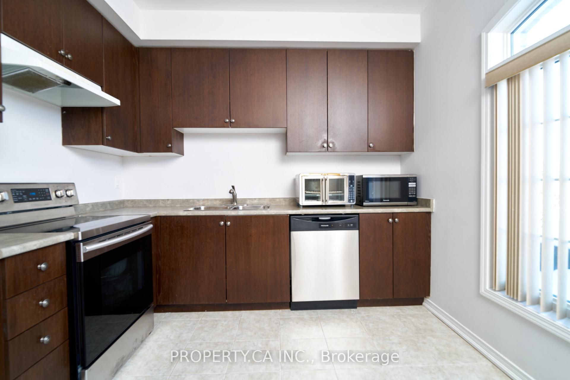 Photo 2 of 85 Chokecherry Crescent, Markham, Wismer — HOMEH