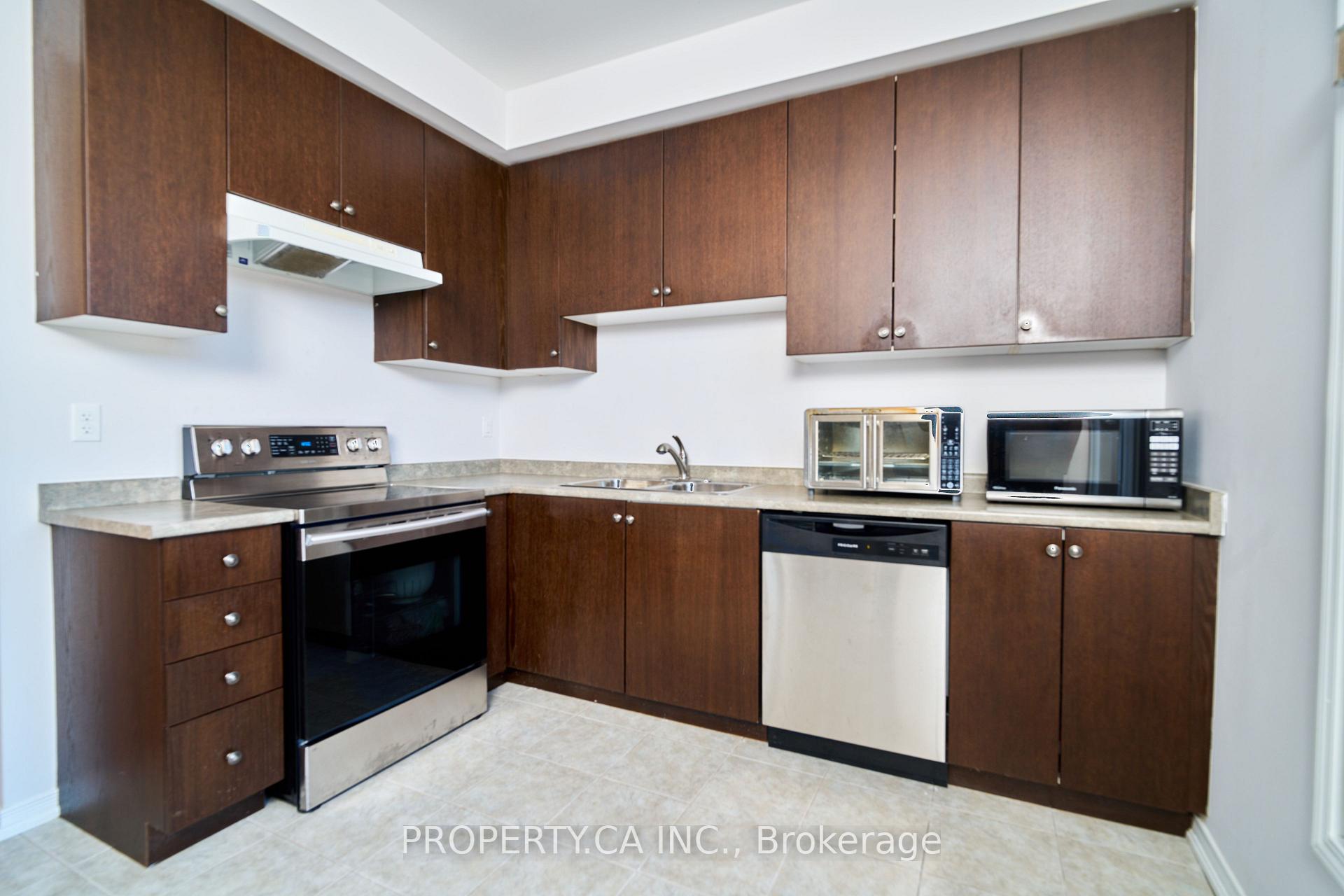 Photo 4 of 85 Chokecherry Crescent, Markham, Wismer — HOMEH