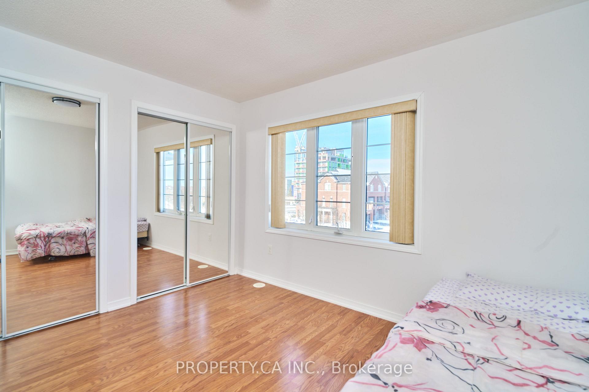 Photo 11 of 85 Chokecherry Crescent, Markham, Wismer — HOMEH