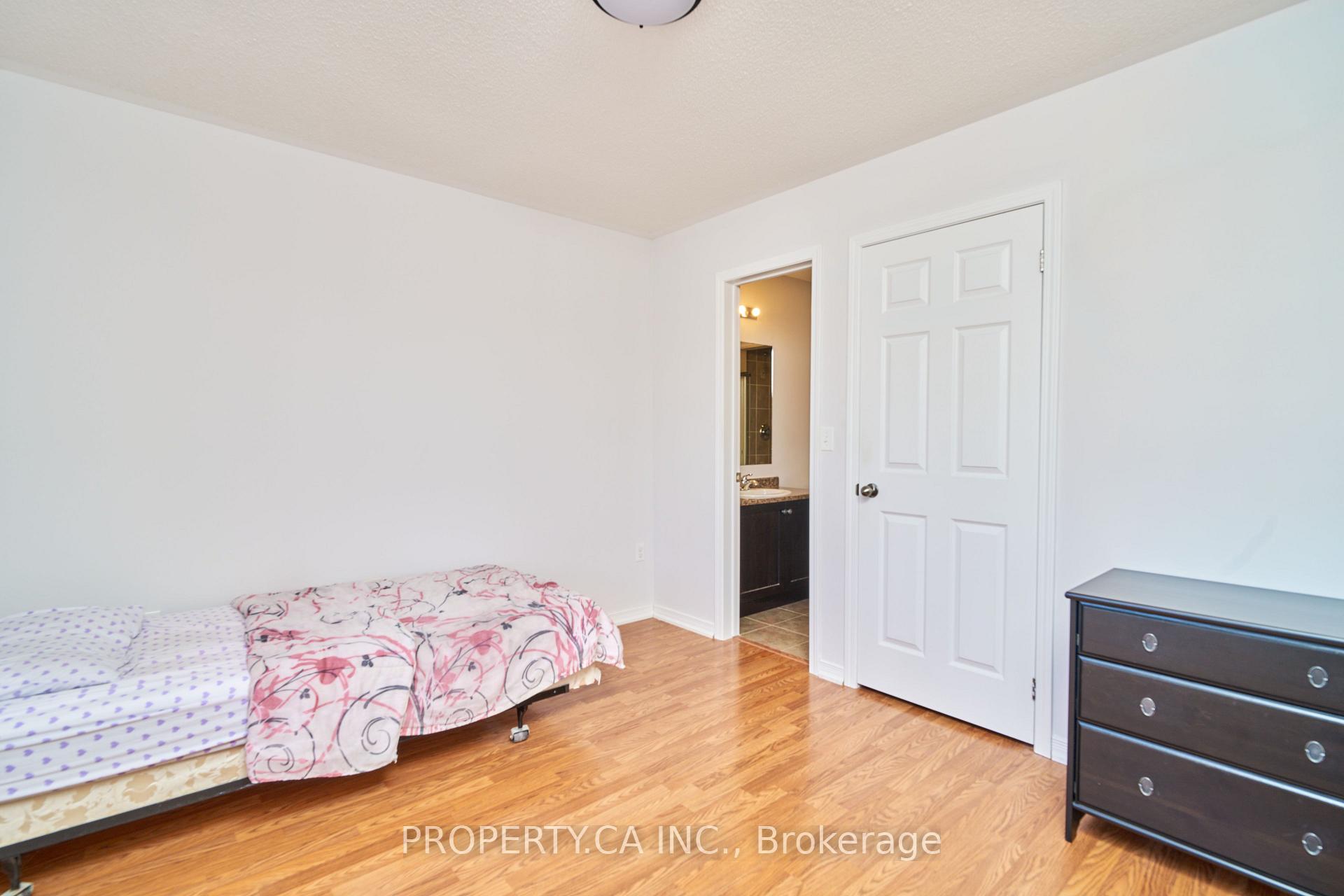 Photo 10 of 85 Chokecherry Crescent, Markham, Wismer — HOMEH