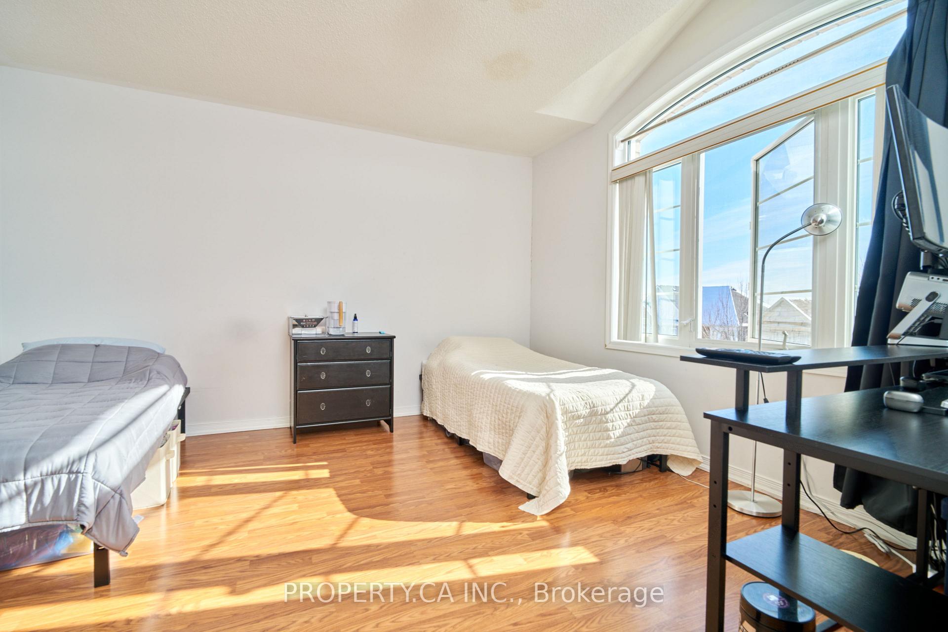 Photo 33 of 85 Chokecherry Crescent, Markham, Wismer — HOMEH