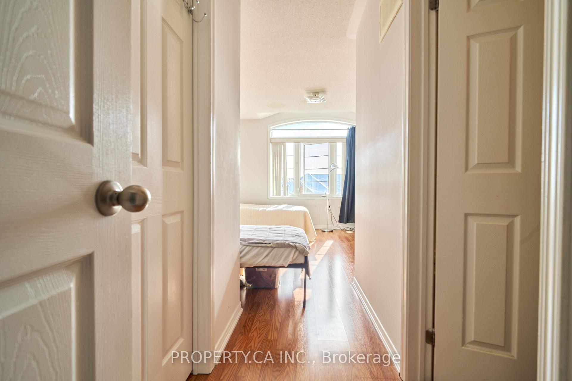 Photo 23 of 85 Chokecherry Crescent, Markham, Wismer — HOMEH