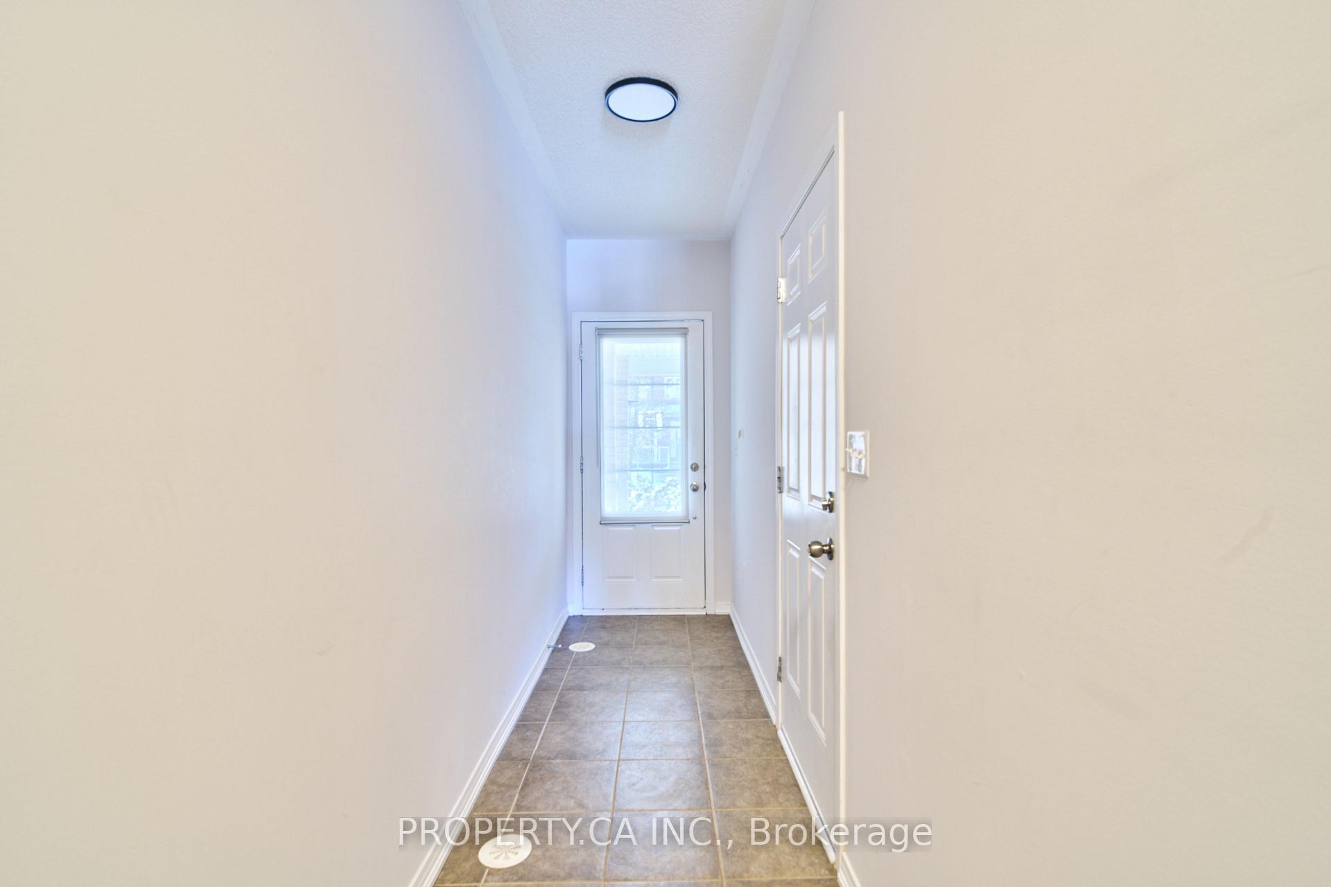 Photo 29 of 85 Chokecherry Crescent, Markham, Wismer — HOMEH