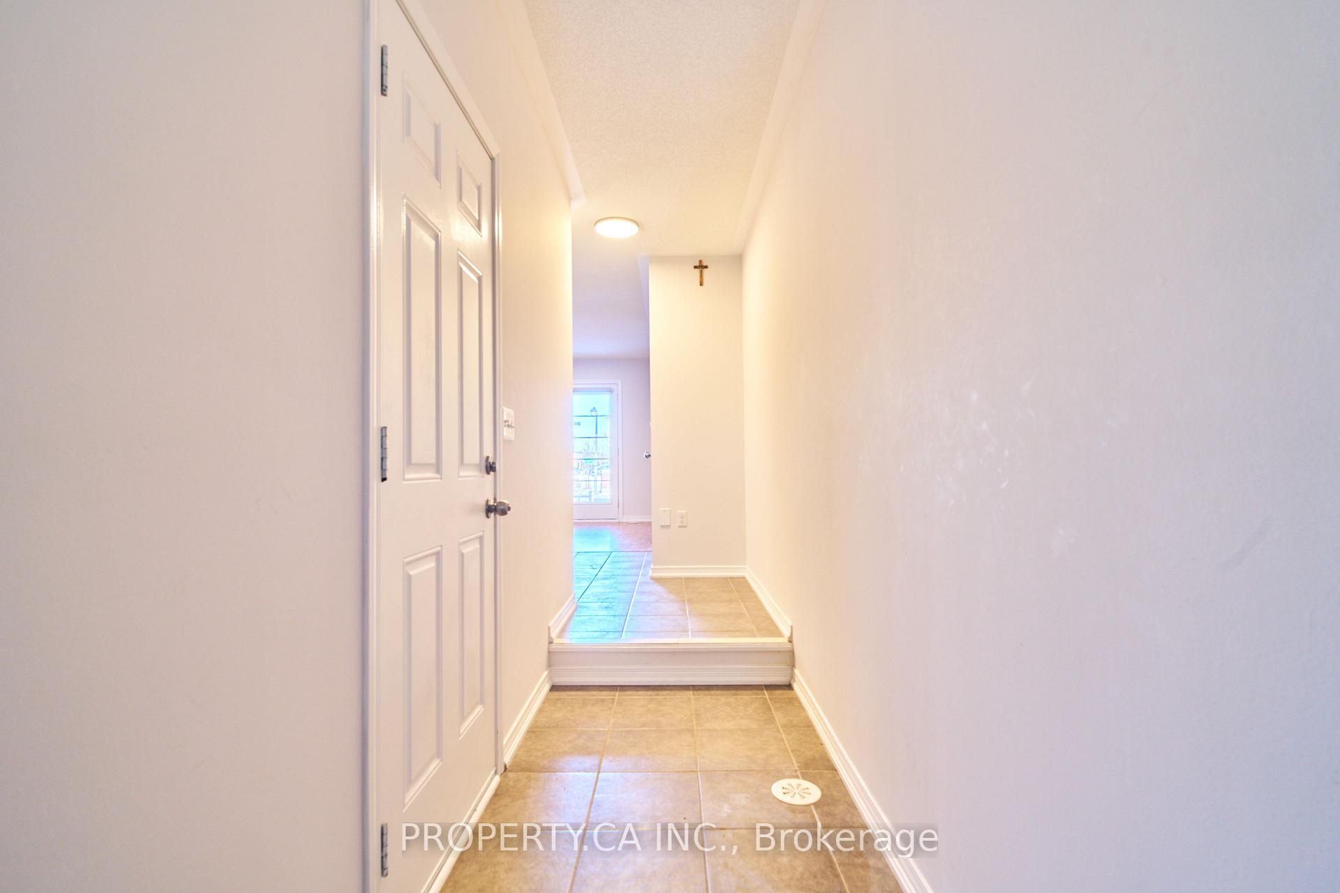 Photo 24 of 85 Chokecherry Crescent, Markham, Wismer — HOMEH