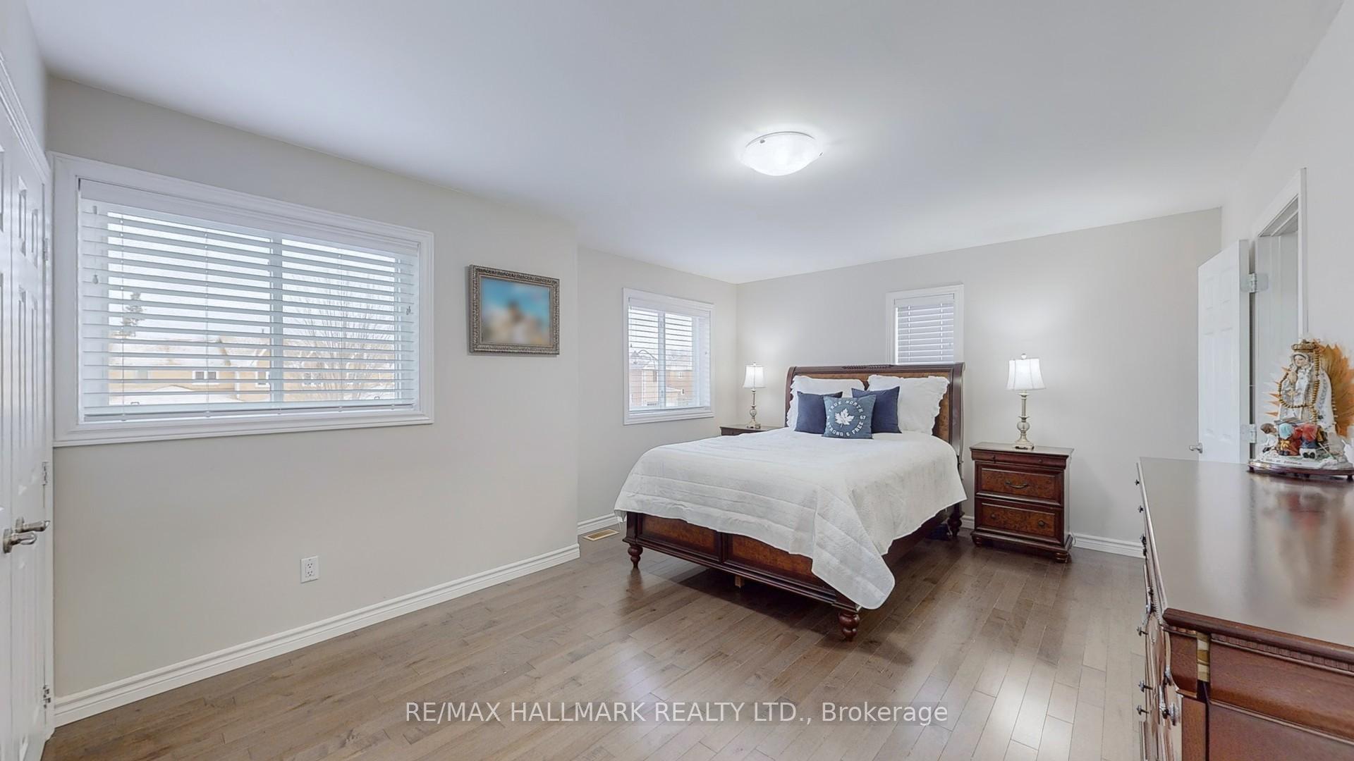 Photo 12 of 21 Weekes Drive, Ajax, Central West — HOMEH
