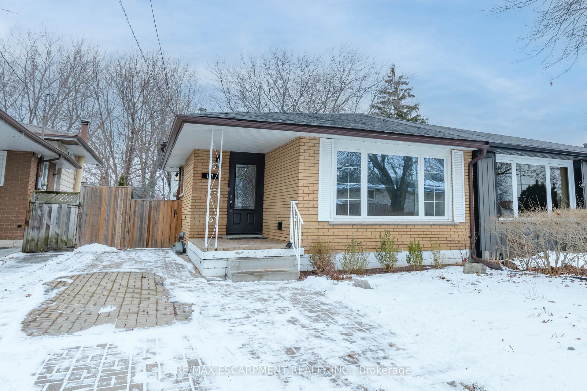Photo 2 of 117 Anna Capri Drive, Hamilton, Templemead — HOMEH