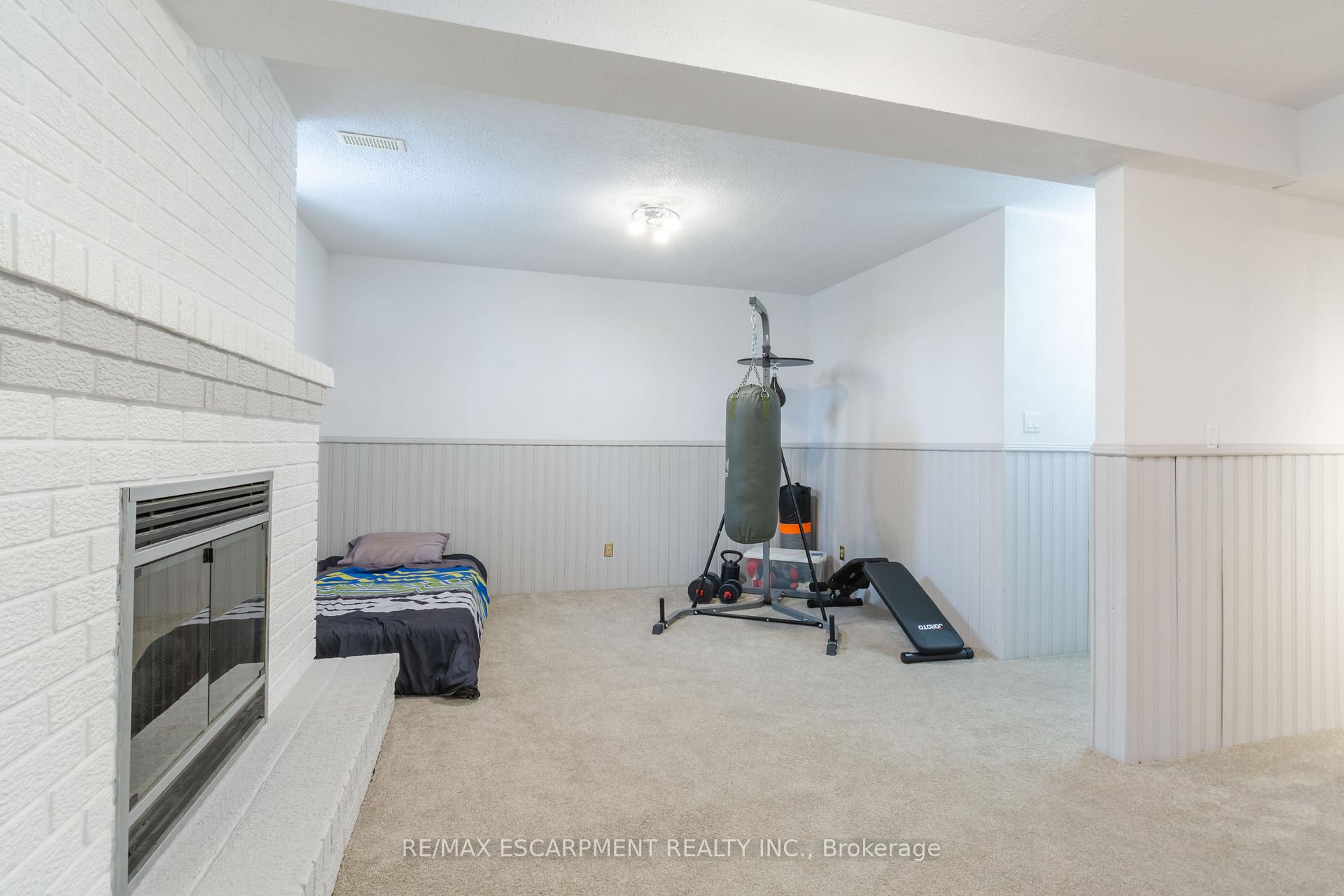 Photo 20 of 117 Anna Capri Drive, Hamilton, Templemead — HOMEH