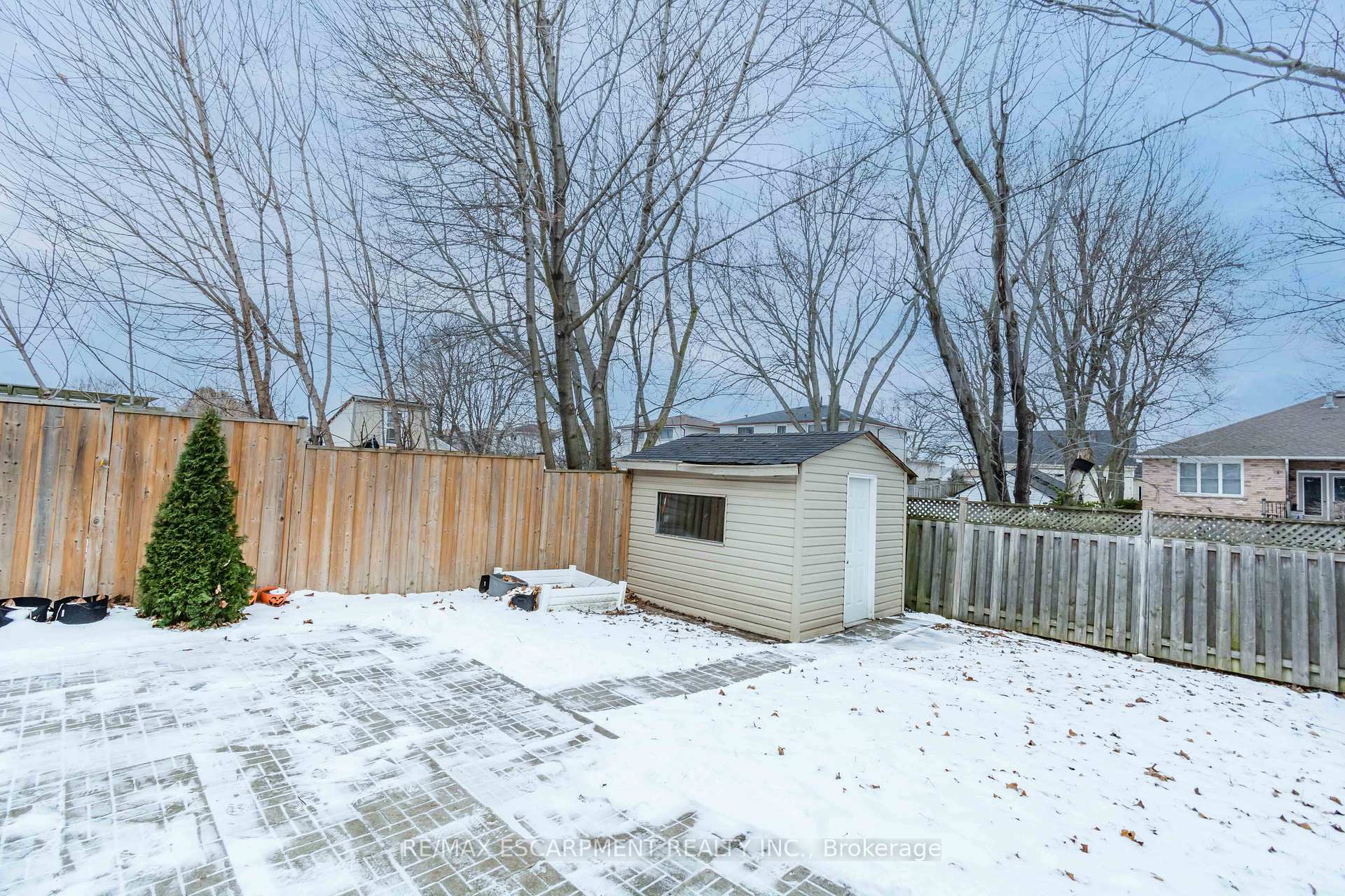 Photo 36 of 117 Anna Capri Drive, Hamilton, Templemead — HOMEH