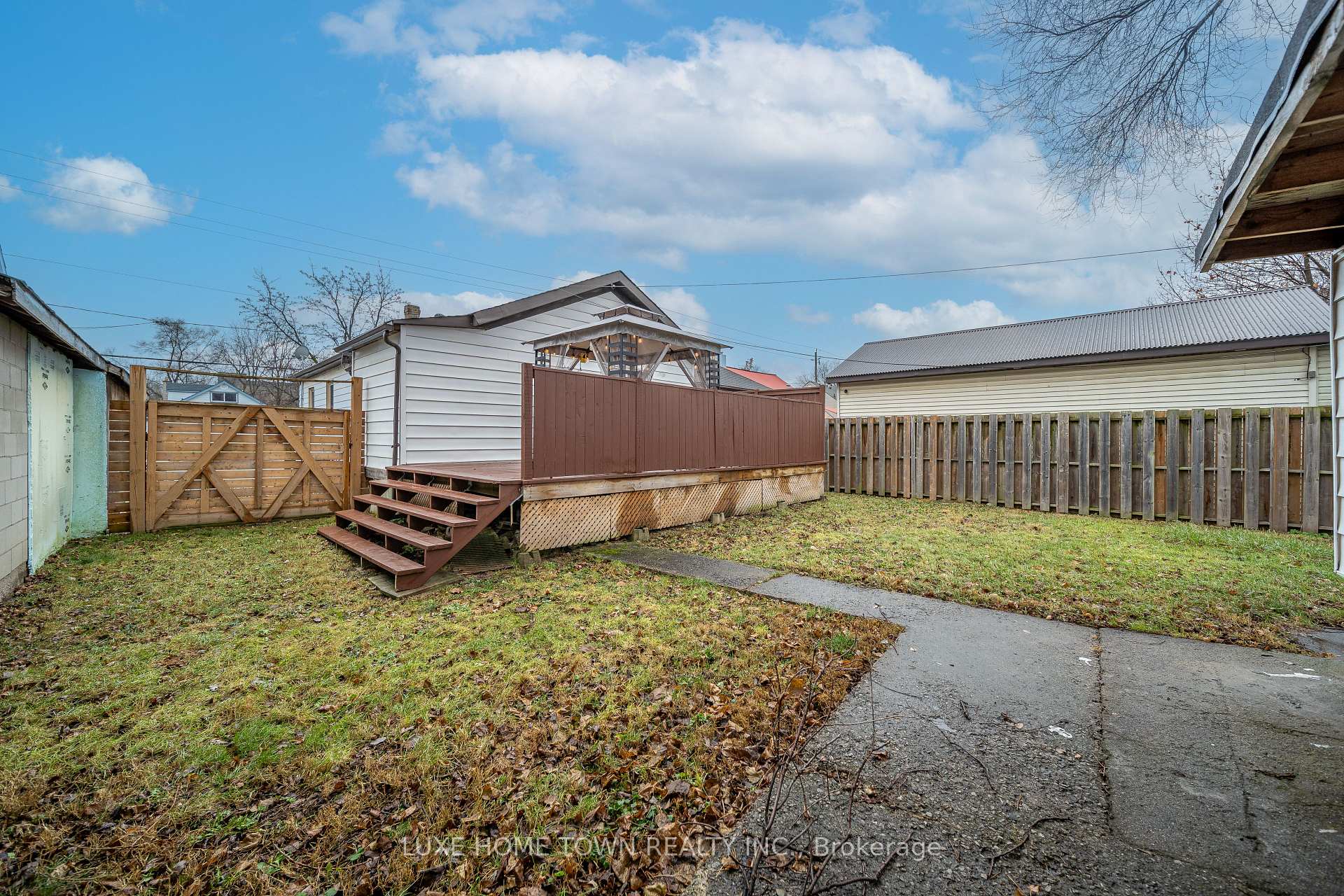 Photo 8 of 93 Norfolk Avenue, Cambridge — HOMEH