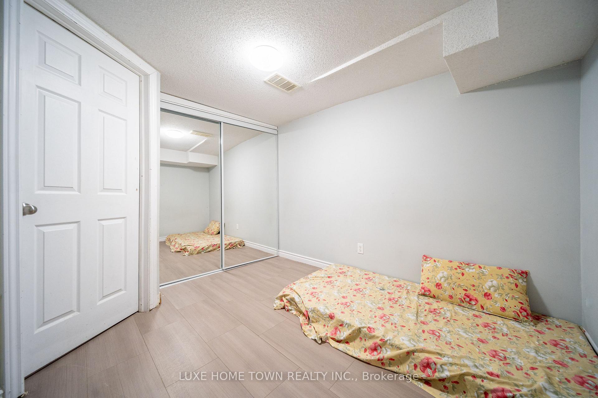 Photo 35 of 93 Norfolk Avenue, Cambridge — HOMEH