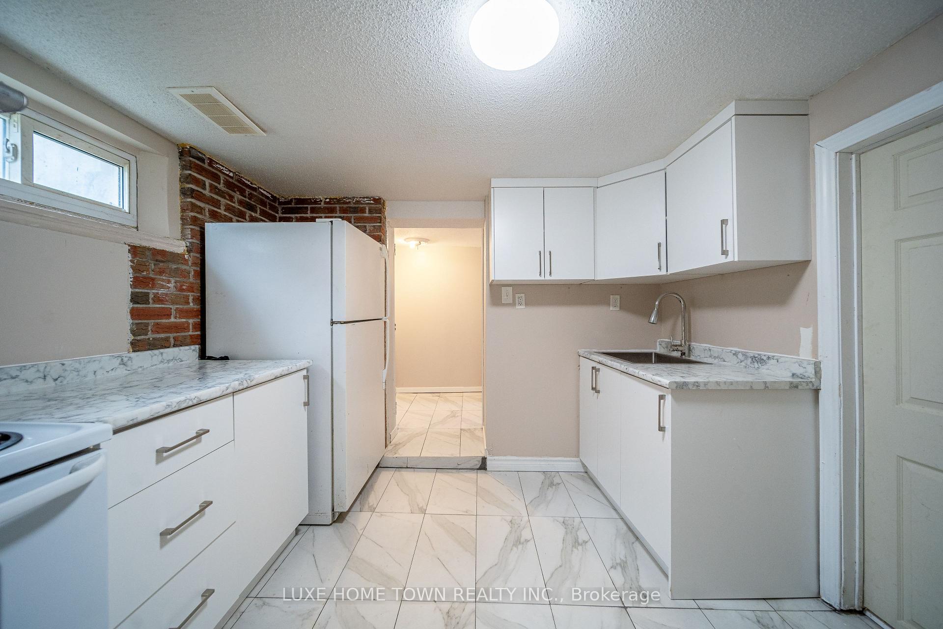 Photo 34 of 93 Norfolk Avenue, Cambridge — HOMEH